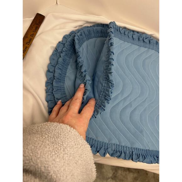 4 Vintage Quilted Oval Blue Cloth Placemats Ruffle Edge Retro 80s Lot Of 4 - Picture 8 of 8